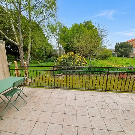 Maison Chaleureuse Boisne-la Tude 50 M², Jardin *